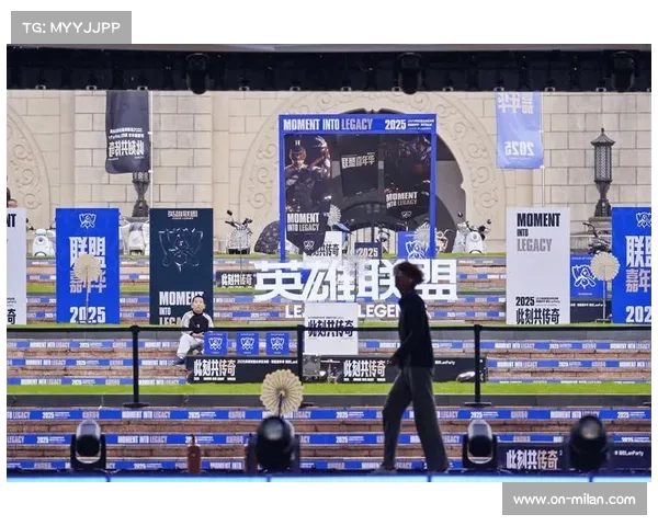 高校电竞社团组织集体观赛，全明星赛成年轻人社交话题