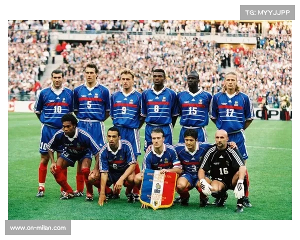 韦洛德罗姆球场见证历史：马赛首发阵容第二次无法国球员